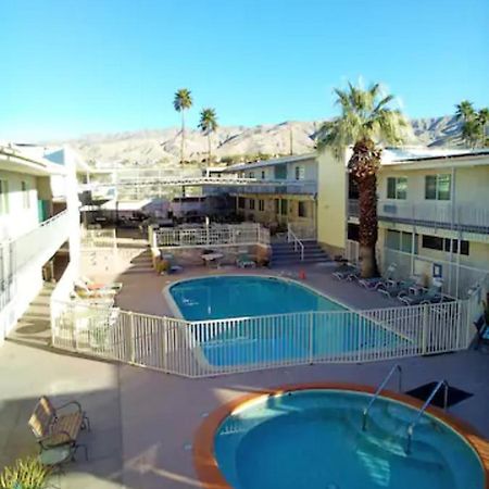 Sandpiper Springs Retreat & Spa Desert Hot Springs Exterior foto